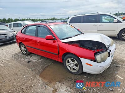 Czwarte zdjęcie samochodu z boku: 2005 HYUNDAI ELANTRA GL VIN:KMHDN56D15U156747 - miniatura