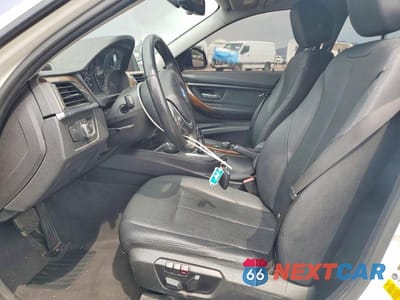 Zdjęcie 7 z 12 samochodu: 2014 BMW 328 I SULEV VIN:WBA3C1C54EK107126 - miniatura