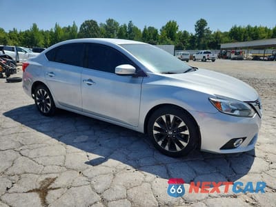 Czwarte zdjęcie samochodu z boku: 2016 NISSAN SENTRA SV VIN:3N1AB7AP3GL667261 - miniatura
