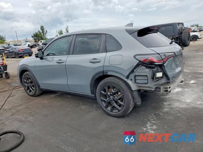 Drugie zdjęcie samochodu z przodu: 2025 HONDA HR-V SPORT VIN:3CZRZ1H58SM703990 - miniatura