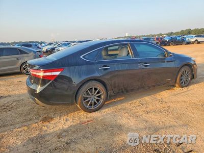 Trzecie zdjęcie samochodu z tyłu: 2013 TOYOTA AVALON HYBRID XLE PREMIUM VIN:4T1BD1EB9DU005527 - miniatura