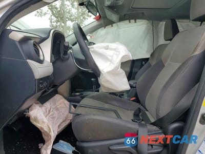 Zdjęcie 7 z 13 samochodu: 2014 TOYOTA RAV4 XLE VIN:2T3RFREV8EW228443 - miniatura