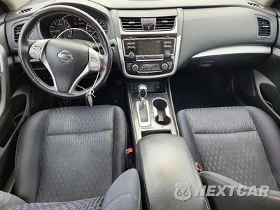 Zdjęcie 8 z 12 samochodu: 2018 NISSAN ALTIMA 2.5 SV VIN:1N4AL3AP0JC124106 - miniatura