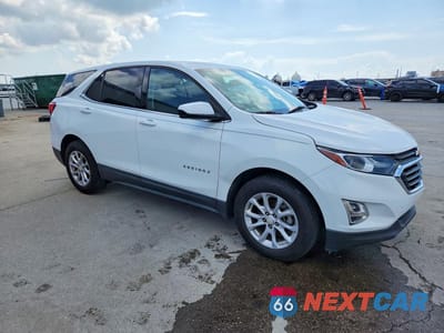 Czwarte zdjęcie samochodu z boku: 2018 CHEVROLET EQUINOX LT VIN:3GNAXJEV6JS559323 - miniatura