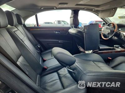 Zdjęcie 10 z 12 samochodu: 2009 MERCEDES-BENZ S 550 VIN:WDDNG71X39A251775 - miniatura