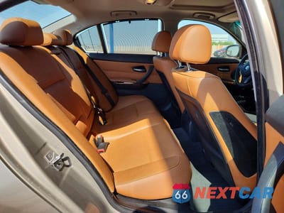 Zdjęcie 10 z 12 samochodu: 2010 BMW 328 I VIN:WBAPH7G57ANM54006 - miniatura