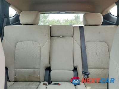 Zdjęcie 10 z 13 samochodu: 2017 HYUNDAI SANTA FE SPORT 2.4L VIN:5XYZU3LB4HG436706 - miniatura