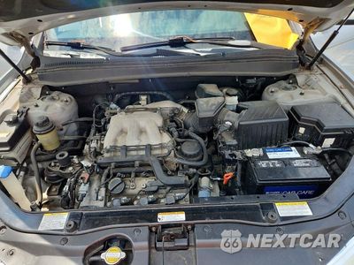 Zdjęcie 12 z 13 samochodu: 2007 HYUNDAI SANTA FE SE VIN:5NMSH13E47H062543 - miniatura