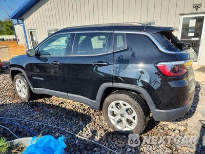 Drugie zdjęcie samochodu z przodu: 2025 JEEP COMPASS LATITUDE VIN:3C4NJDBN4ST549189 - miniatura