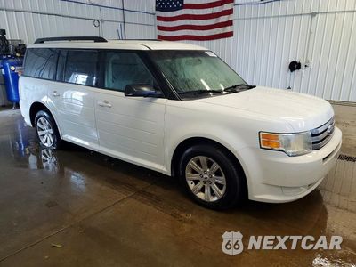 Czwarte zdjęcie samochodu z boku: 2017 FORD FLEX SE VIN:2FMDK51C49BA06361 - miniatura