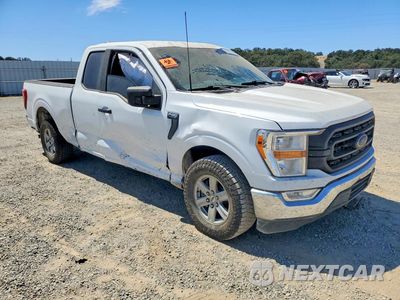 Czwarte zdjęcie samochodu z boku: 2022 FORD F150 SUPER CAB VIN:1FTEX1CB9NKD42160 - miniatura