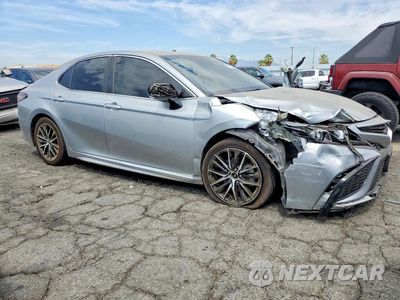 Czwarte zdjęcie samochodu z boku: 2024 TOYOTA CAMRY SE VIN:4T1G11AK5RU241488 - miniatura