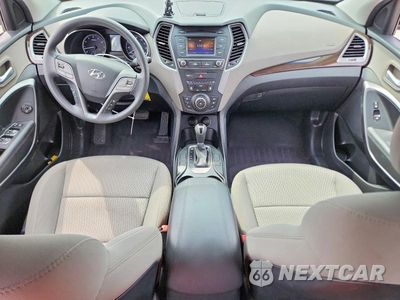 Zdjęcie 8 z 14 samochodu: 2017 HYUNDAI SANTA FE SPORT 2.4L VIN:5XYZTDLB9HG498370 - miniatura