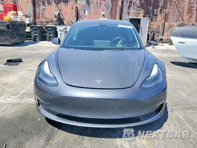 Piąte zdjęcie samochodu w środku: 2022 TESLA MODEL 3 VIN:5YJ3E1EB8NF267118 - miniatura