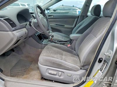 Zdjęcie 7 z 12 samochodu: 2006 TOYOTA CAMRY LE VIN:4T1BE30K06U116387 - miniatura