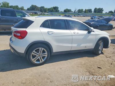 Trzecie zdjęcie samochodu z tyłu: 2019 MERCEDES-BENZ GLA 250 4MATIC VIN:WDCTG4GB6KU005524 - miniatura