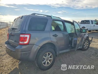 Trzecie zdjęcie samochodu z tyłu: 2011 FORD ESCAPE XLT VIN:1FMCU0D72BKA50281 - miniatura