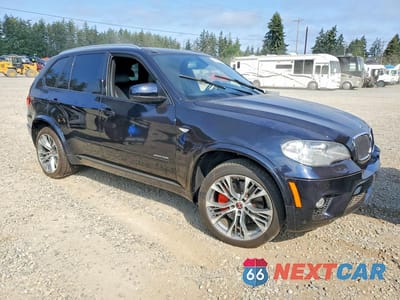 Czwarte zdjęcie samochodu z boku: 2012 BMW X5 XDRIVE50I VIN:5UXZV8C54CL425673 - miniatura