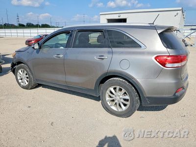 Drugie zdjęcie samochodu z przodu: 2016 KIA SORENTO LX V6 VIN:5XYPG4A58GG111024 - miniatura