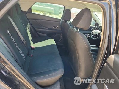 Zdjęcie 10 z 12 samochodu: 2021 HYUNDAI ELANTRA SEL VIN:5NPLM4AG1MH027169 - miniatura