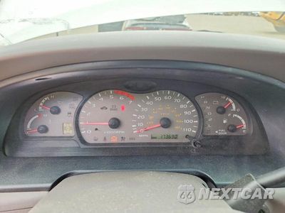 Zdjęcie 9 z 13 samochodu: 2001 TOYOTA SEQUOIA LIMITED VIN:5TDBT48A11S052174 - miniatura
