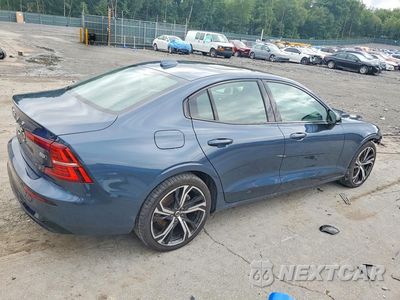 Trzecie zdjęcie samochodu z tyłu: 2025 VOLVO S60 CORE VIN:7JRL12GJ6SG365539 - miniatura