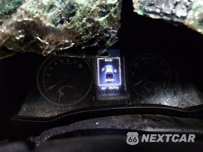 Zdjęcie 9 z 12 samochodu: 2022 TOYOTA TACOMA TRD OFF-ROAD VIN:3TMCZ5AN1NM472836 - miniatura