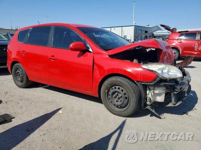 Czwarte zdjęcie samochodu z boku: 2010 HYUNDAI ELANTRA TOURING GLS VIN:KMHDB8AE1AU061545 - miniatura