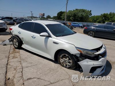 Czwarte zdjęcie samochodu z boku: 2019 KIA OPTIMA LX VIN:5XXGT4L32KG275972 - miniatura