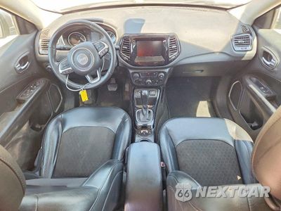 Zdjęcie 8 z 13 samochodu: 2021 JEEP COMPASS LATITUDE VIN:3C4NJCBB4MT526496 - miniatura