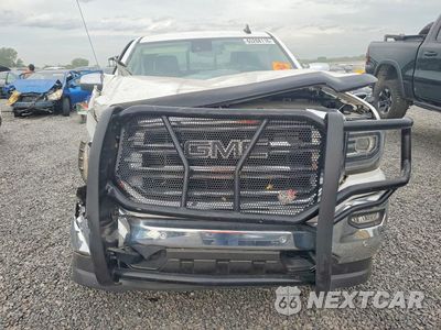 Piąte zdjęcie samochodu w środku: 2018 GMC SIERRA K1500 SLT VIN:3GTU2NEC5JG588275 - miniatura