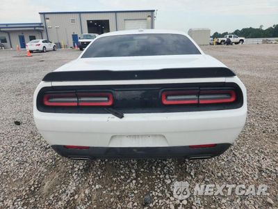 Zdjęcie 6 z 12 samochodu: 2020 DODGE CHALLENGER SXT VIN:2C3CDZAGXLH113508 - miniatura