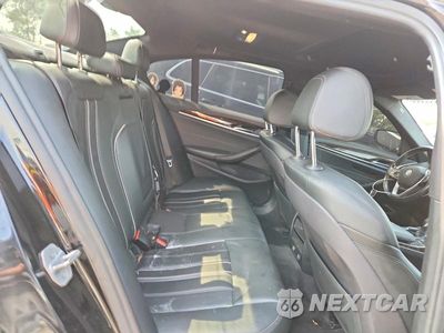 Zdjęcie 10 z 12 samochodu: 2018 BMW 540 XI VIN:WBAJE7C55JWD52415 - miniatura