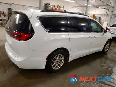 Trzecie zdjęcie samochodu z tyłu: 2022 CHRYSLER PACIFICA TOURING L VIN:2C4RC1BG3NR179274 - miniatura