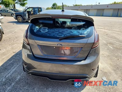Zdjęcie 6 z 12 samochodu: 2017 FORD FIESTA ST VIN:3FADP4GX2HM140072 - miniatura