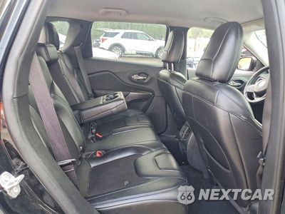 Zdjęcie 10 z 13 samochodu: 2019 JEEP CHEROKEE LATITUDE PLUS VIN:1C4PJLLB2KD154702 - miniatura