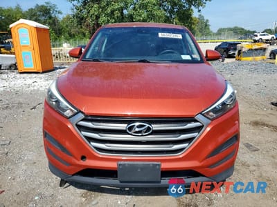 Piąte zdjęcie samochodu w środku: 2017 HYUNDAI TUCSON SE VIN:KM8J23A45HU529414 - miniatura
