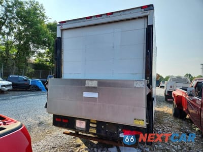Zdjęcie 6 z 13 samochodu: 2010 CHEVROLET EXPRESS BOX TRUCK VIN:1GB3G2AA0A1175151 - miniatura