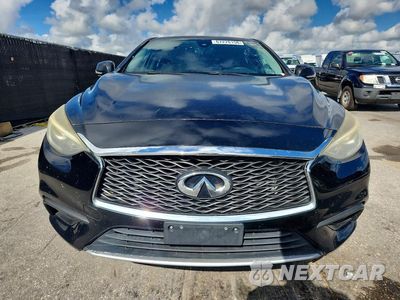 Piąte zdjęcie samochodu w środku: 2017 INFINITI QX30 BASE VIN:SJKCH5CP2HA032950 - miniatura