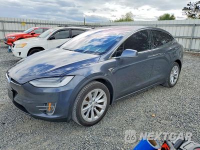 2019 TESLA MODEL X 5YJXCAE23KF212174 - główne zdjęcie licytacji z USA - miniatura