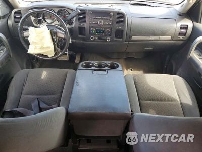 Zdjęcie 8 z 12 samochodu: 2007 CHEVROLET SILVERADO C1500 CREW CAB VIN:2GCEC13J571602608 - miniatura