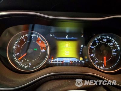 Zdjęcie 9 z 13 samochodu: 2019 JEEP CHEROKEE LIMITED VIN:1C4PJMDN0KD410625 - miniatura