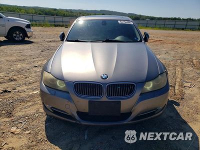 Piąte zdjęcie samochodu w środku: 2010 BMW 335 XI VIN:WBAPL3C54AA408878 - miniatura