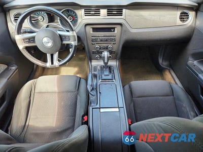 Zdjęcie 8 z 12 samochodu: 2013 FORD MUSTANG VIN:1ZVBP8AM9D5277577 - miniatura
