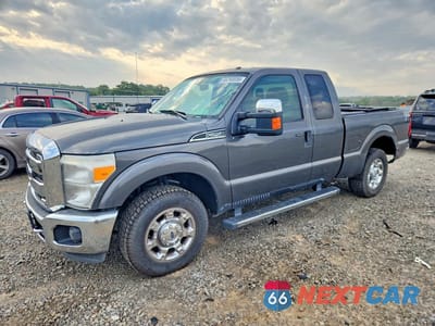 2015 FORD F250 SUPER DUTY 1FT7X2A6XFEB77241 - główne zdjęcie licytacji z USA - miniatura