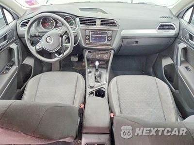 Zdjęcie 13 z 24 samochodu: 2018 VOLKSWAGEN TIGUAN S VIN:3VV0B7AXXJM104512 - miniatura