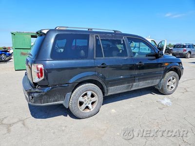 Trzecie zdjęcie samochodu z tyłu: 2006 HONDA PILOT EX VIN:2HKYF18796H506432 - miniatura