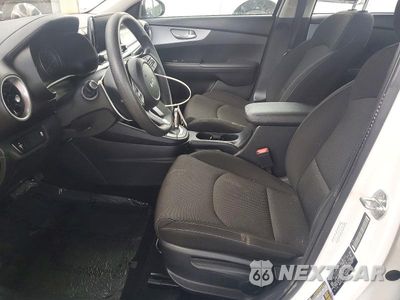 Zdjęcie 7 z 12 samochodu: 2024 KIA FORTE LXS VIN:3KPF24AD7RE798479 - miniatura