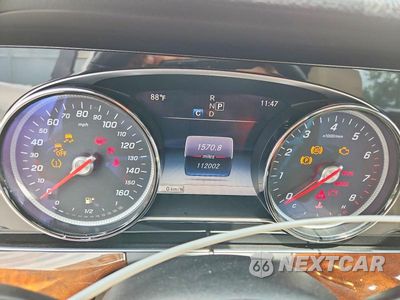 Zdjęcie 9 z 12 samochodu: 2019 MERCEDES-BENZ E 300 4MATIC VIN:WDDZF4KBXKA627982 - miniatura