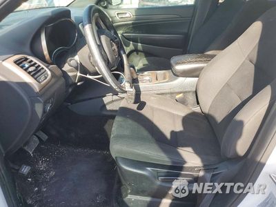Zdjęcie 7 z 13 samochodu: 2017 JEEP GRAND CHEROKEE LAREDO VIN:1C4RJEAG1HC816495 - miniatura